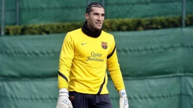 Пинто преподписа с Барса до 2013-а