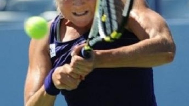 Сафина спечели руския сблъсък в Сеул