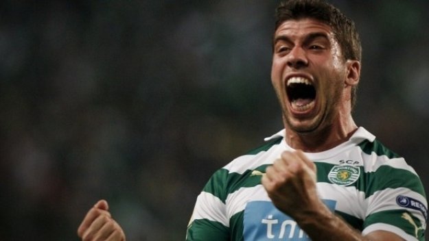 Атлетико уреди бивш играч на Ливърпул