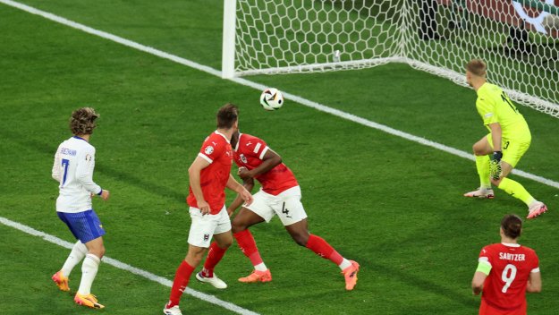 Голямо треперене за Петлите! Автогол осигури 1:0 над Австрия