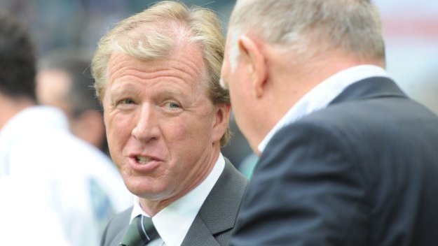 Бивш на Англия и Ман Юнайтед приключи с Ямайка