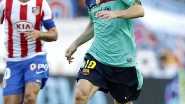 Контузеният Меси в състава на Аржентина за контролата с Япония