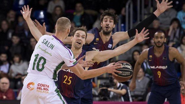 Везенков без точка, Барса губи у дома