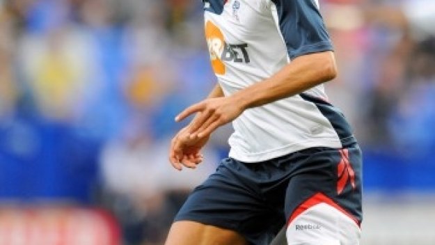 Болтън смачка Куинс Парк Рейнджърс с 4:0, Марто с цял мач