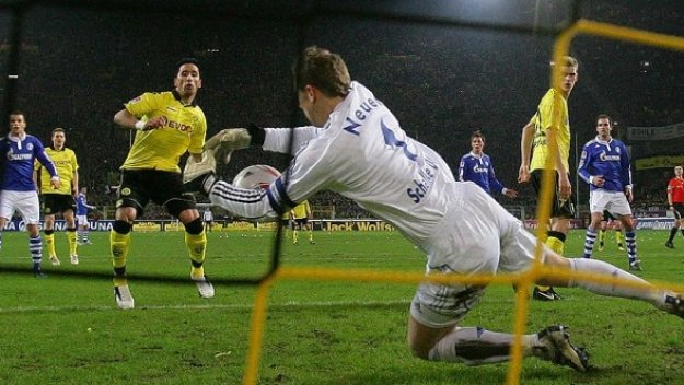 Магат: Какъв късмет? Вратарят е част от играта