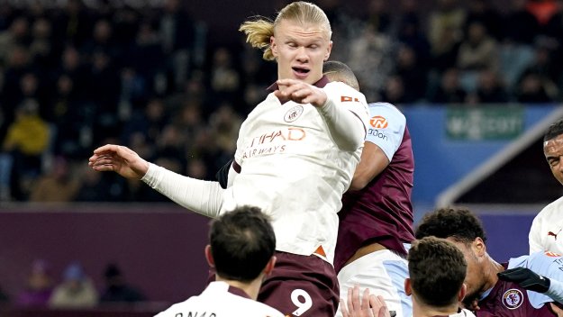 Халанд го нямаше никакъв на тренировката на Сити