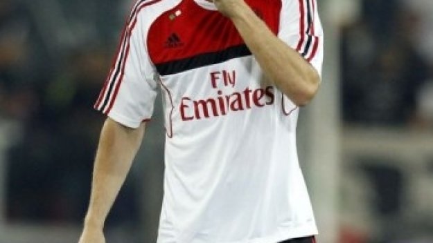 Ван Бомел: Искам да завърша кариерата си в ПСВ