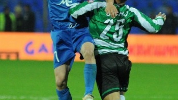 Раздават бонуси в Левски