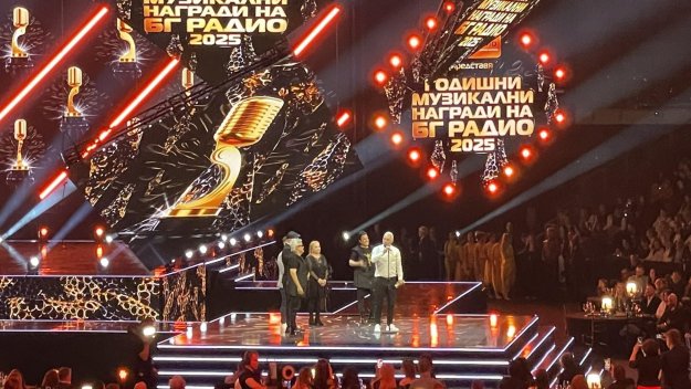 Стоичков разкри пред млади таланти как се стига до върха