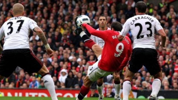 Гол на Бербатов стана №2 в Юнайтед за сезона + ВИДЕО