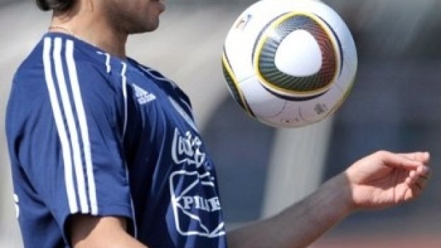 Улие също поиска Санта Крус