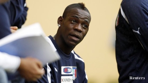 Патрис Евра: С Балотели сме приятели, той иска да се върне в Италия