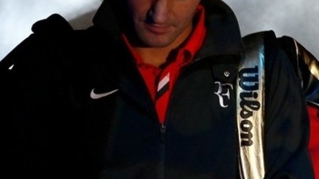 Федерер не остави шансове на Ферер