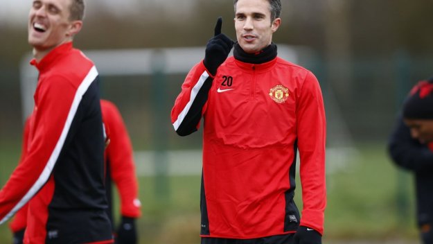 Клауза в договора на ван Перси му позволява да избяга