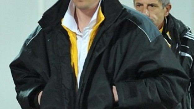 Любо Пенев не иска да продава