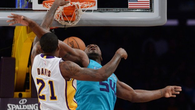 Лейкърс най-после спечелиха