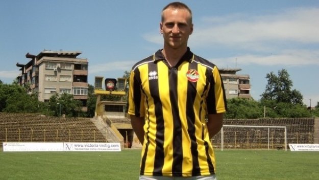 Бившо &quot;канарче&quot; стана &quot;смърф&quot;