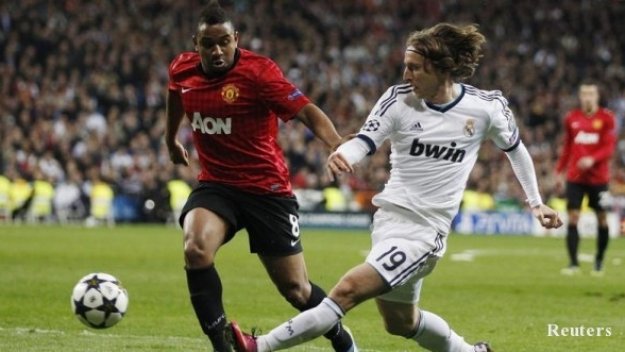 Андерсон и Крис Смолинг се завърнаха в игра