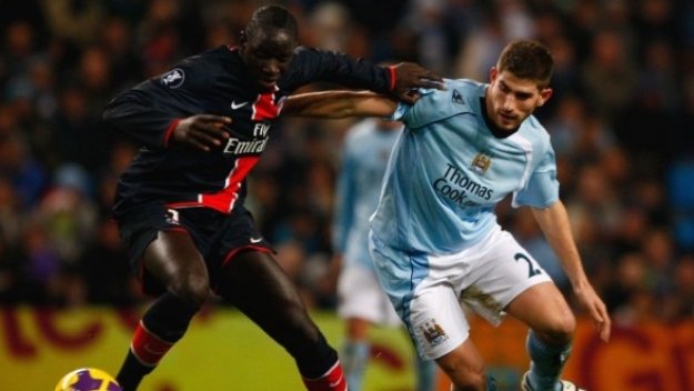 Милан и Арсенал се простиха с мераците си да купят евтино Мамаду Сако