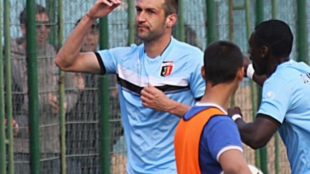 Камбура призна: Положението в Локо Пловдив е тежко