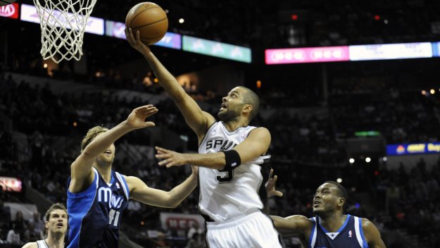 Татко Тони Паркър вдъхнови Сан Антонио за победа