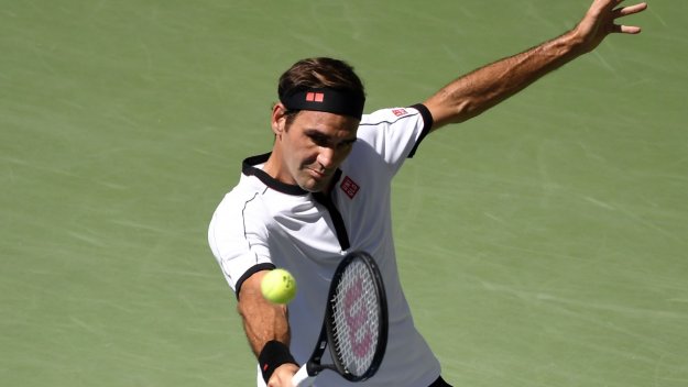 Федерер размаза наказван за употреба на кокаин на US Open и е на 1/8-финал