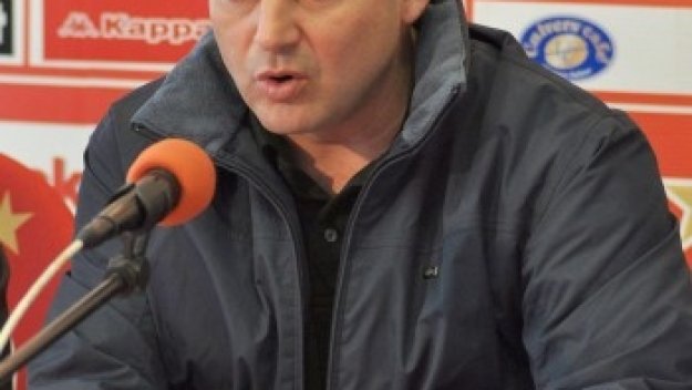 Симонович: Няма да си подам оставката