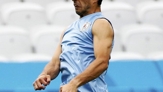 Барса глобява Суарес с 3 млн. паунда, ако ухапе отново