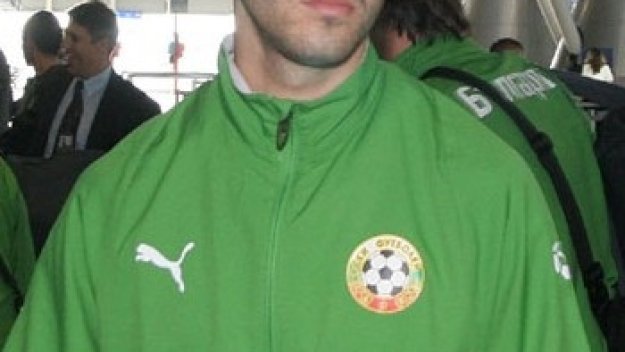 Петър Занев пропуска мача на Литекс с Терек