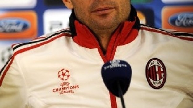 Алегри: Липсата на мотивация е причината за загубата от Аякс