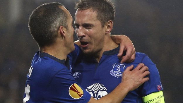 Евертън разби Лил с 3:0