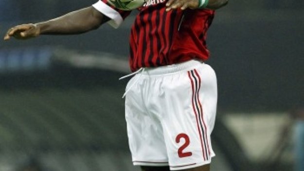 ОФИЦИАЛНО: Тайе Тайво премина в Бурсаспор