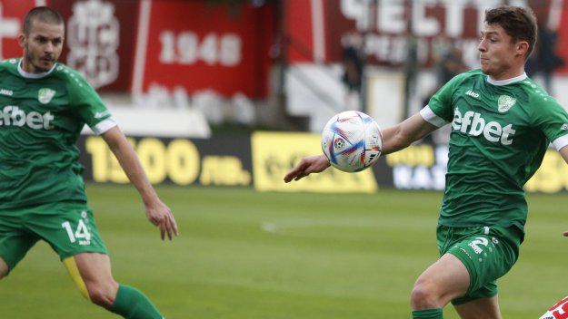 Берое наби познати македонци за първи успех в контролите