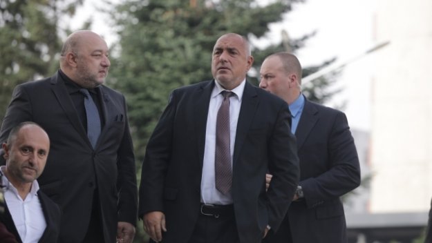 Бойко Борисов ще помогне финансово на Левски, но при едно условие
