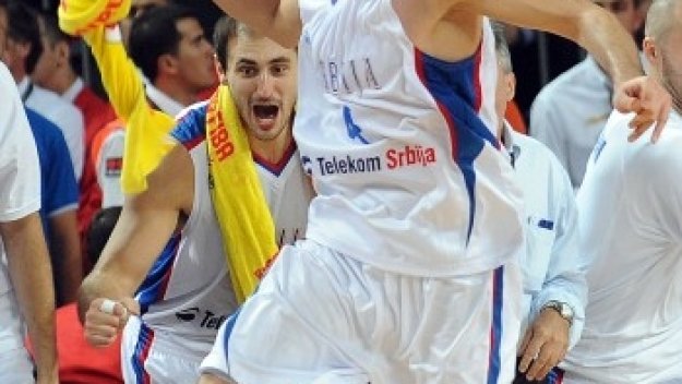 Сърбия детронира шампиона Испания