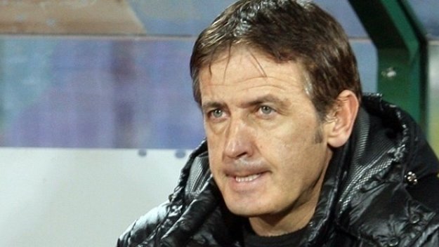 Наставникът на Локо София респектиран от ЦСКА