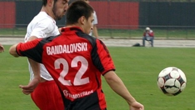 ЦСКА уреди Бандаловски с картотека