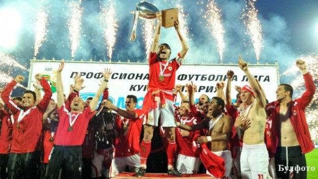 БФС заплаши да изхвърли ЦСКА от &quot;А&quot; група