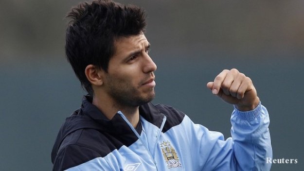 Агуеро: Съдиите в Англия режат чужденците