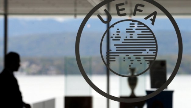 Трима в битка за шеф на УЕФА