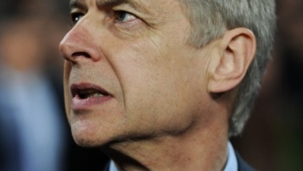 Арсен Венгер успокои феновете: Работим денонощно по селекцията