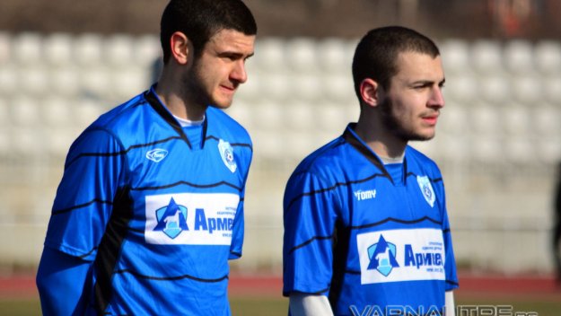 Черно море взима Стоичков в Турция