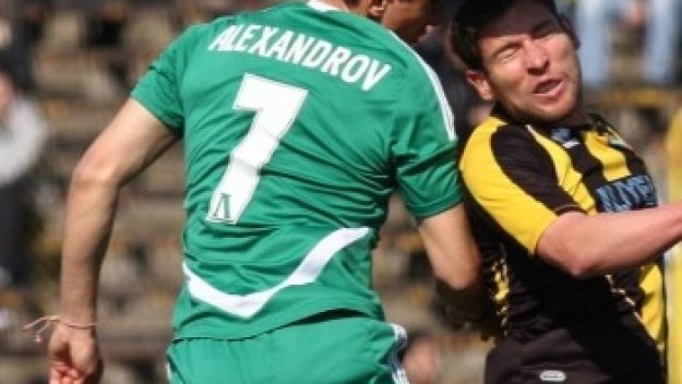 &quot;Канарчетата&quot; напират за &quot;милионер&quot;