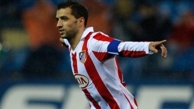 Симао се връща в Испания