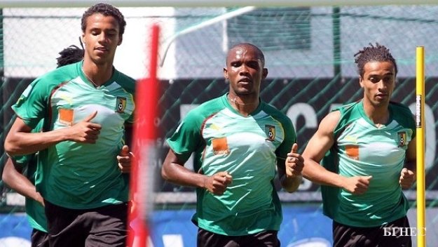 Португалия ошамари Камерун, Ето'о с червен картон