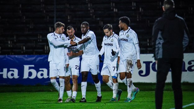 Славия плаши Черно море с Исак Соле