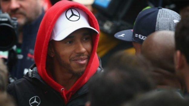 Люис и Макс заровили томахавката