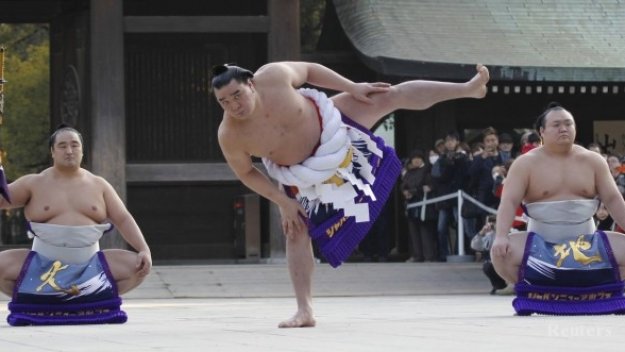 Йокодзуна Харумафуджи не прости на Котоошу в Токио