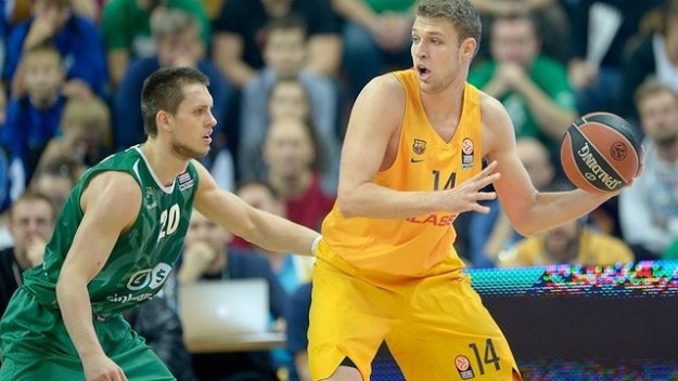Везенков изригна за Барса в Евролигата + ВИДЕО