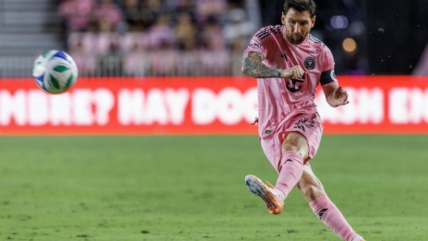 Неблагодарник ли е? Лео Меси оплю здраво ПСЖ